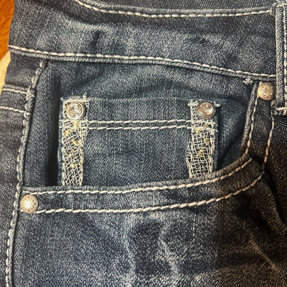 WOMENS NEW DIRECTIONS WEEKEND DENIM SHORTS SIZE 10 NWT - Picture 5 of 13